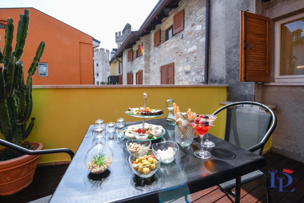 Desenzanoloft Official Partner Marriott Homes & Villas - Queen Of Sirmione Castle View المظهر الخارجي الصورة